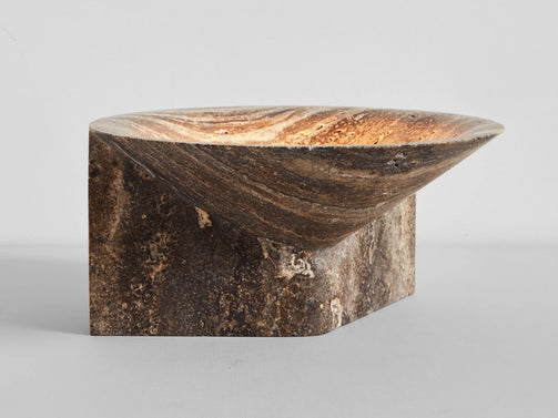 LSU_BLACKTRAVERTINE_7.webp