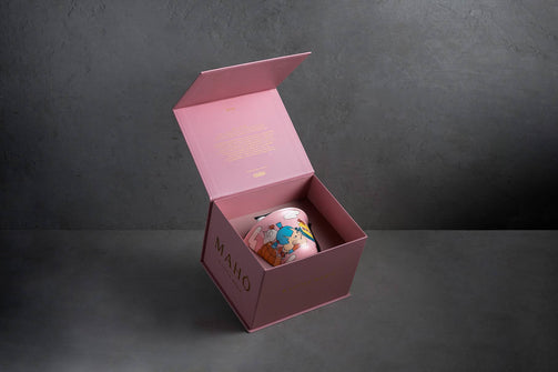 MAHO-Candle-with-Box-Open-Kuwaii-Kids_sRGB-120dpi-WEB.jpg