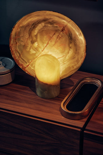 Surface_Sconce_1022_1040-low_res.jpg