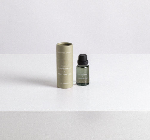 addition-studio-essential-oil-juniperberry-&-frankincense-2020-rgb.jpg